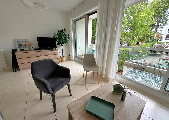 A : A 50m, Terrasse, Parking, Wifi, 4 Pers - Fr-1-474-266 *